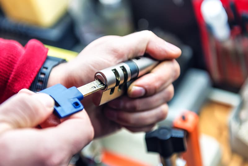 Expertos certificados en cerrajería en A Coruña
